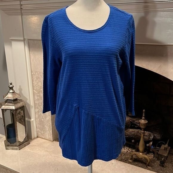Chico's Tops - Chico’s top size small